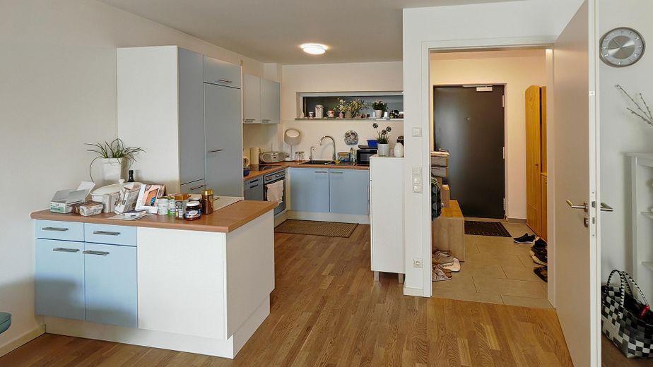 Modernes Wohnen in Burglengenfeld: 2-Zimmer-Wohnung mit EBK und Balkon – Küche