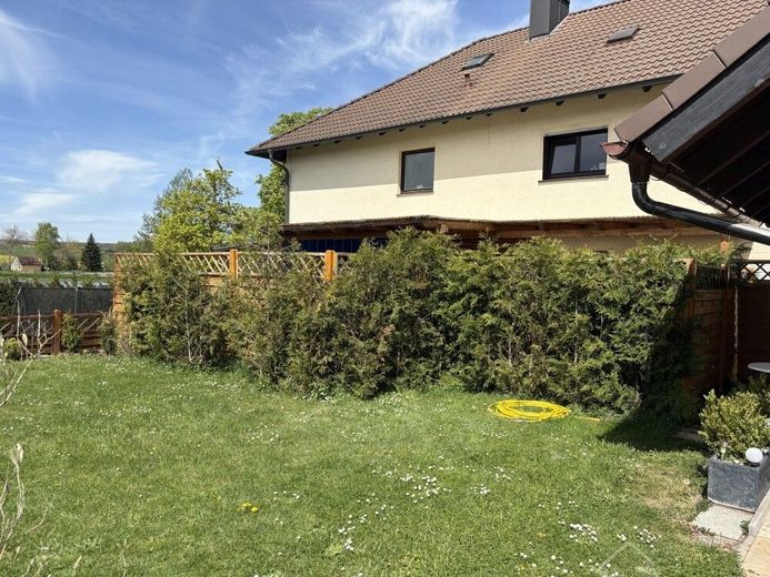 Ihre neue Doppelhaushälfte Neubau 2018 Höchstadt-Etzelskirchen + Option extra großer Garten 375qm – Doppelhaus 3-R 100qm Höchstadt Aischf 025