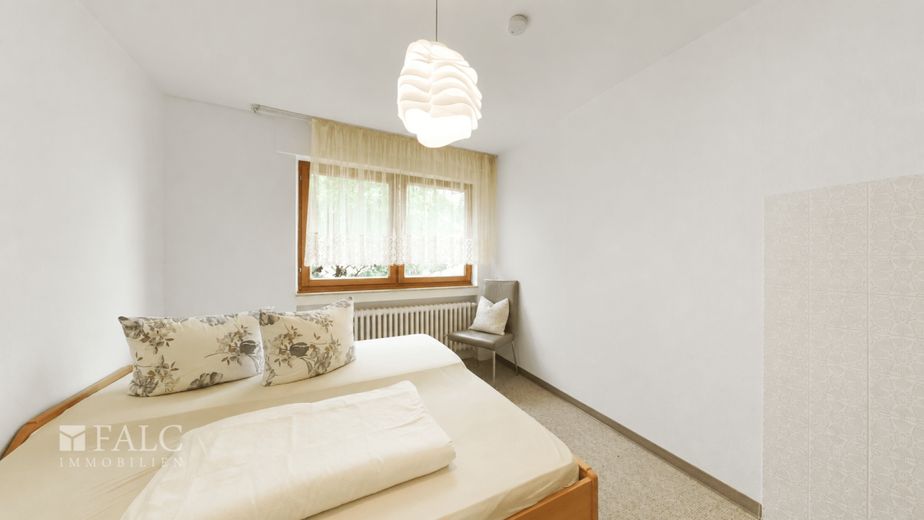 Großzügiges Landhaus mit separaten Apartmentbereichen – Schlafzimmer Einliegerwohnung