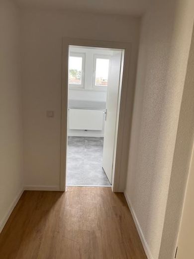 Frisch renovierte schöne 2-Zimmer-Wohnung in attraktiver Lage – Foto 8