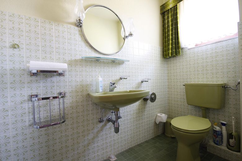 تحفة رحبة مستقلة بالقرب من بحر البلطيق: منزل عائلي واسع مع 4 مرائب وقطعة أرض XXL – Gäste-WC - Erdgeschoss