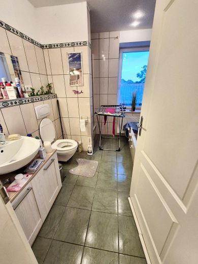 Tageslicht Bad mit Wanne