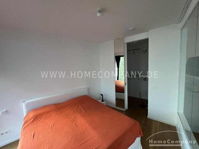 Helle, möblierte 3-Zimmer-Wohnung mit zwei Balkonen im Herzen von Berlin-Mitte – 09ef9d84ebfd0fca1508ccb31c7cf0675f7c699a.jpg