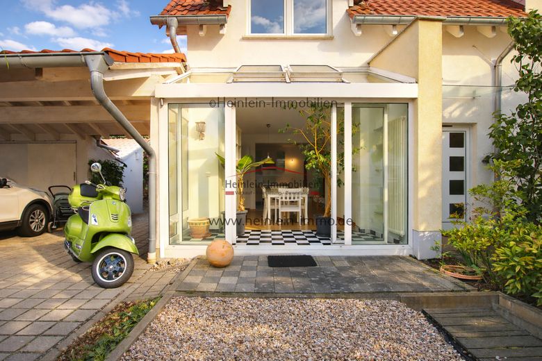Reihenendhaus 7 ZKBB#2 Bäder #Zisterne #Keller ausgebaut #Griesheim Im Wiesengarten – Foto 4