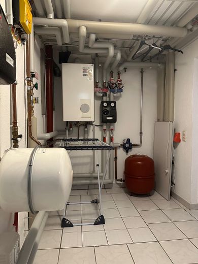 Gepflegtes Zweifamilienhaus in ruhiger Wohnlage in Karlsruhe Palmbach – Heizraum