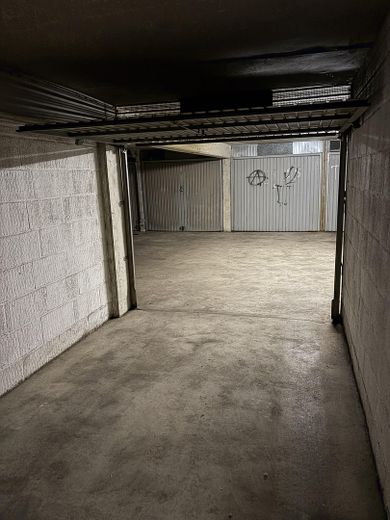 Garage fermant à clé à Lüneburg-Kaltenmoor disponible immédiatement – Innenansicht 2