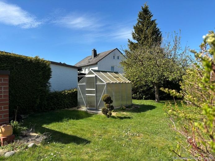 Solides, modernisiertes Einfamilienhaus in bevorzugter Wohnlage von Zell – VUB0002343-17
