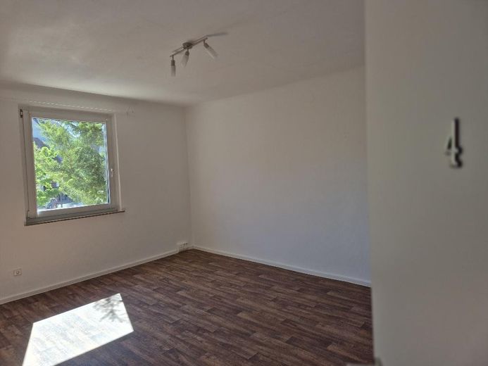 Zimmer 4 19m2 425 EUR KM