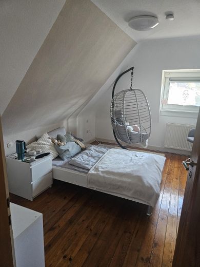 Stattliches Anwesen – Kinderzimmer DG