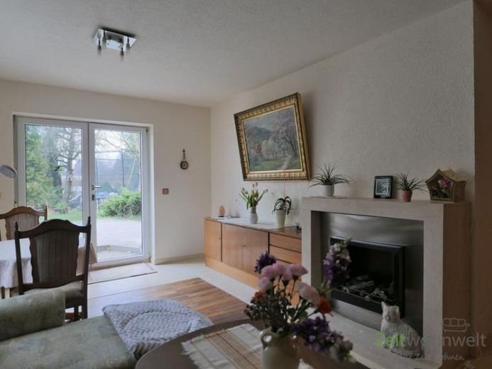 (EF1131_M) Dresden: Bühlau/Weißer Hirsch, möbliertes Apartment mit Terrasse im Souterrain, Reinigung inklusive – Foto 1