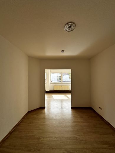 Helle 2 ZKB-Innenstadt-Wohnung – Schlafzimmer