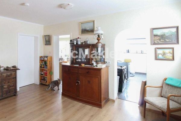 Gepflegte 3-Zimmer Wohnung mit großzügiger Aufteilung zum ungewöhnlichen Preis