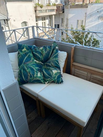 Uw nieuwe 2-kamerappartement: stijlvol, volledig gemeubileerd appartement in Flingern – Foto 1