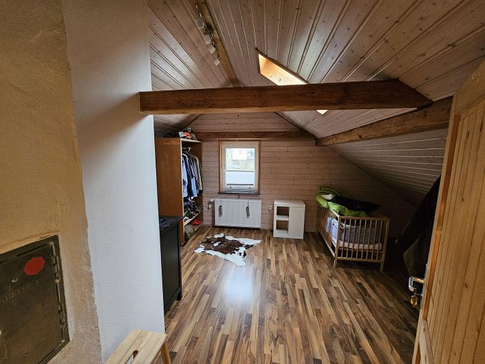 2 Familienhaus mit Appartement in guter Lage zur Ferienvermietung geeignet – Foto 24