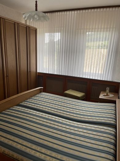 1. OG - Zimmer 3 links