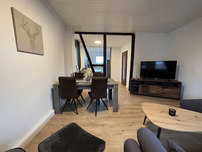 4ZKB Maisonettewhg., Stellplatz, Moritzberg – Großes Wohnzimmer