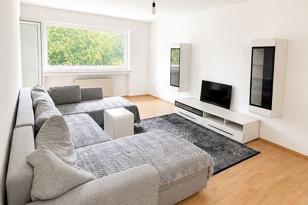 Luminoso appartamento di 2,5 locali COMPLETAMENTE ARREDATO con CUCINA e balcone