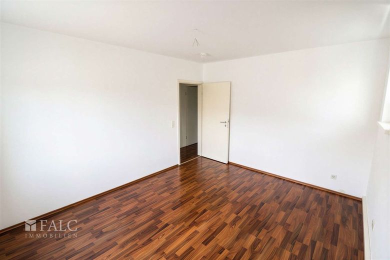 Sofort Verfügbar – Schlafzimmer