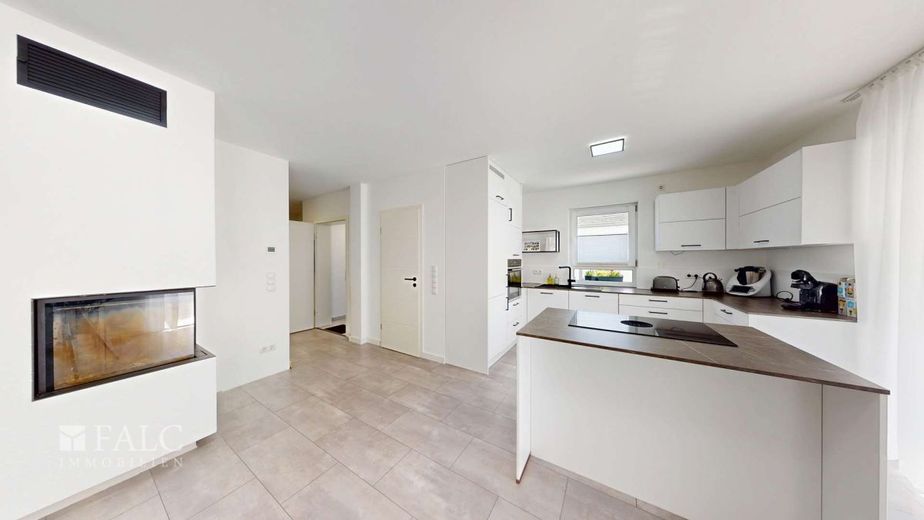 Exklusive Wohnanlage mit 3 Wohneinheiten - solide Mietrendite inklusiv !! – Vorderhaus_Wohnung 1_EG_Küche