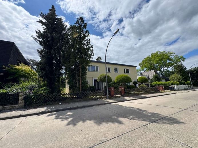 Zweifamilienhaus (2 WE) Lichterfelde Soll Jahres NKM 60k – Foto 1