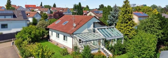 Großzügiges Familienheim mit Potenzial und sonnigem Wintergarten in Bad Schussenried