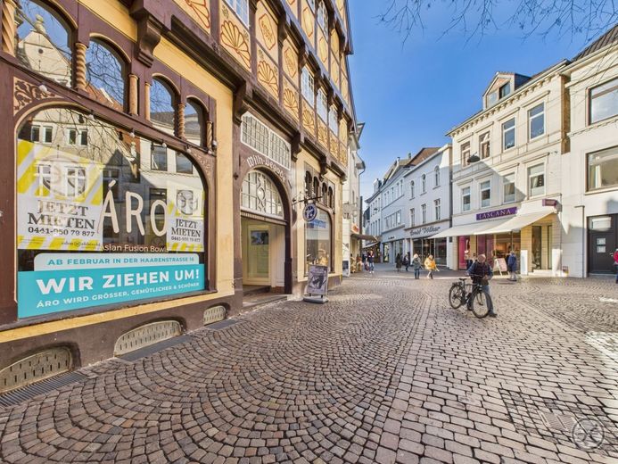Eden-Ehbrecht-Immobilien_Ladenfläche-L_Degode-Haus_031