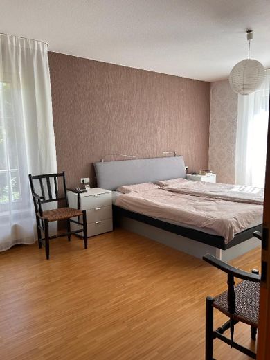 Viel Raum. Viel Privatsphäre. Viel Lebensqualität - schönes Einfamilienhaus in Herdwangen-Schönach – Schlafbereich
