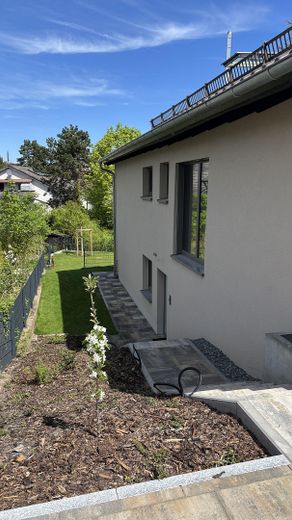 Eingang Wohnung West