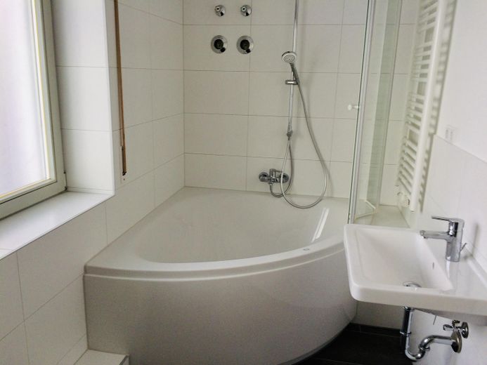 Helle 2Zimmer EG Wohnung in Uttenreuth bei Erlangen – फोटो 3