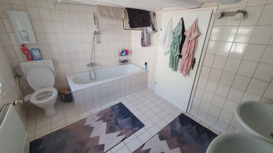 Ruhig gelegen und dennoch Mitten im Leben! 6 ZKB in Dillenburg Eibach zu vermieten – फोटो 8