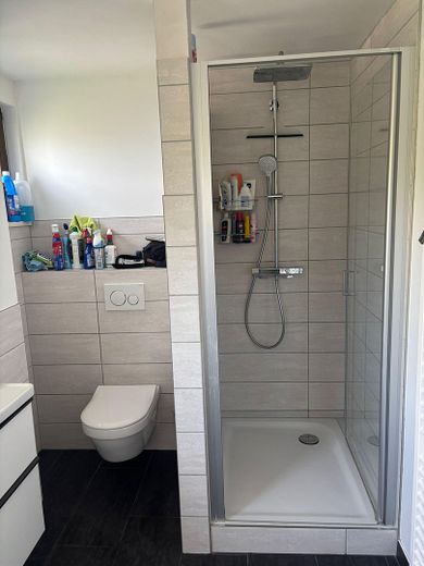 Vivienda bifamiliar en Stuttgart-Sillenbuch – OG Bad rechts