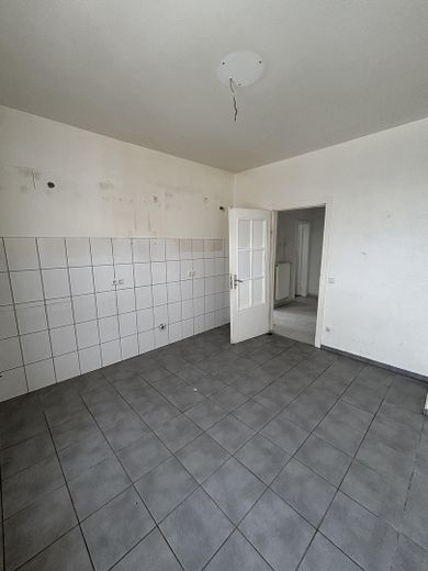 2 Zimmer Wohnung in zentraler Lage – Küche 1
