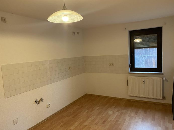 Mehrfamilienhaus in Kleinsendelbach – 1. Wohnung OG Küche