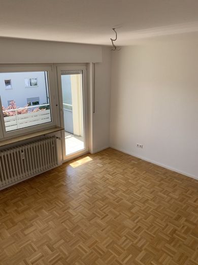 Schlafzimmer R 2
