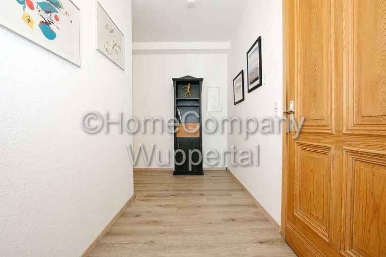Großzügige Loftwohnung mit Terrasse, PKW-Stellplatz und DSL-Zugang in Wuppertal-Nächstebreck – 3886809880bc0781cbe2883cc7c60f07d9e7f7ba.jpg
