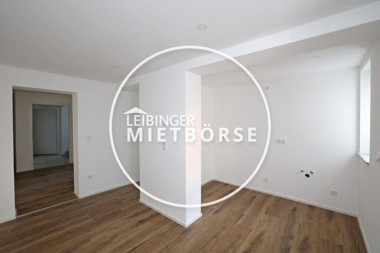 Erstbezug! Nagelneue 2,5 Zimmer Wohnung im Zentrum von Tuttlingen zu vermieten – Immobilien Bilder