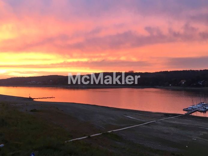 Terrain de rêve au Möhnesee – rare opportunité dans un quartier résidentiel recherché – Foto 1