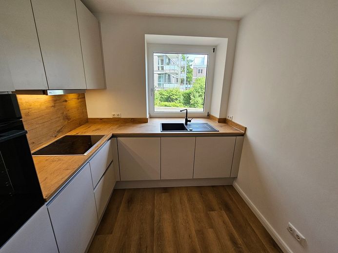 Modern wohnen im Alstertal – stilvoll modernisiert, Südloggia & provisionsfrei – Foto 5