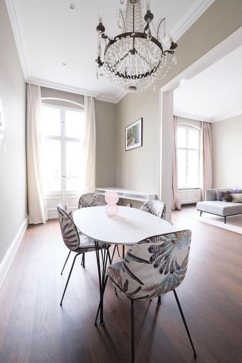 Savignyplatz: Möblierte Traumwohnung – Foto 1