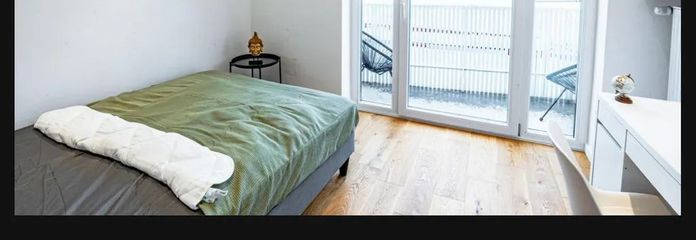 Perfekt für 3 Freunde: Möblierte Wohnung mit Balkon in München – 5b3784e4-a243-4544-a96a-8690f…