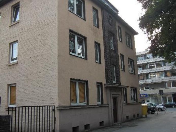 gerenoveerd 2-kamerappartement op een centrale locatie in Oberhausen-Altstadt – Foto 1