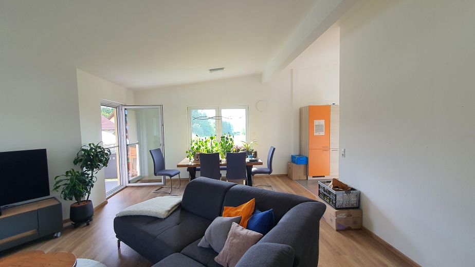 Tiefenbach appartement de 4 pièces 100 m² – Wohnen / Essen