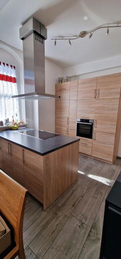 Einbauküche mit Backofen