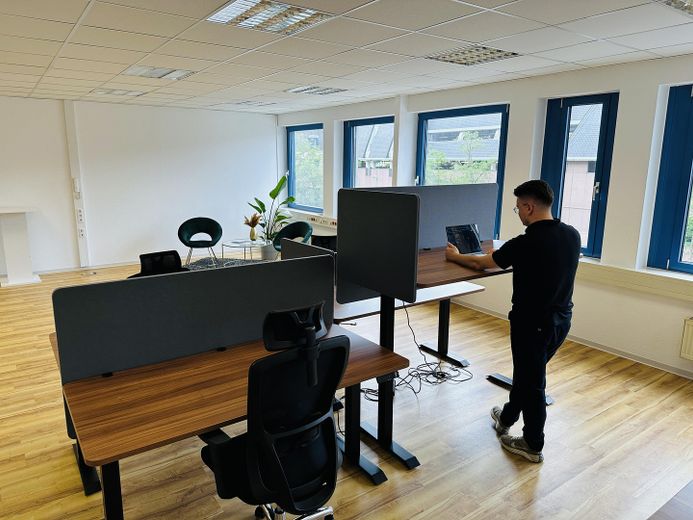 Fix-Desk 4
