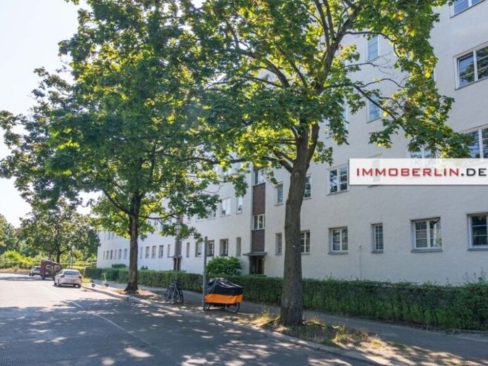 IMMOBERLIN.DE — Свіжа квартира в старому будинку в престижному районі поблизу площі Рюдесгаймер – Фотографія 1