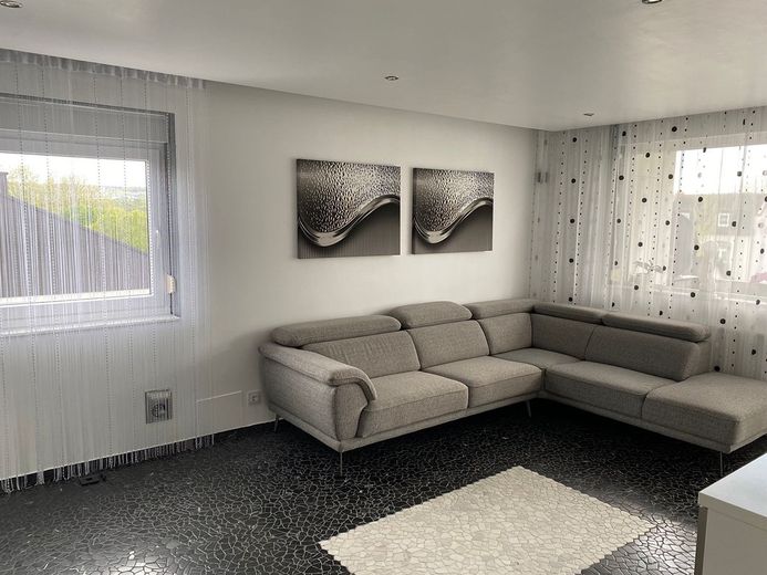 Appartamento in condominio di lusso con balcone e garage + parcheggio (in totale 3 auto) e riscaldamento a pavimento – Foto 2