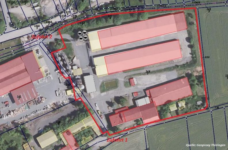 Großzügige Gewerbefläche mit Lagerhallenbestand und Büro in Neustadt a. d. Orla – Luftbild markiert