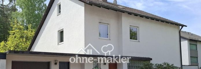 Großzügiges Architektenhaus mit traumhaftem Garten in zentraler Lage von privat