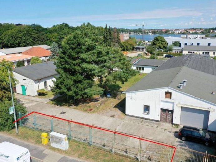 Parkplätze und Außenlager in der Carl-Hopp-Straße (KTV), Tor abschließbar – Foto 1
