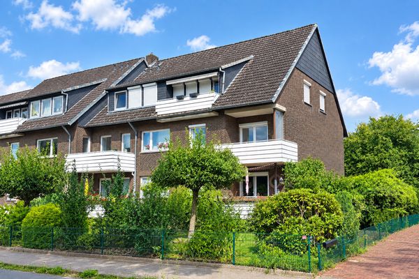 Appartamento ristrutturato di 3 locali con balcone e garage